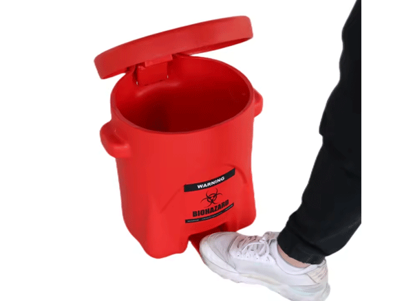 Thùng rác nhựa có cảnh báo Biohazard